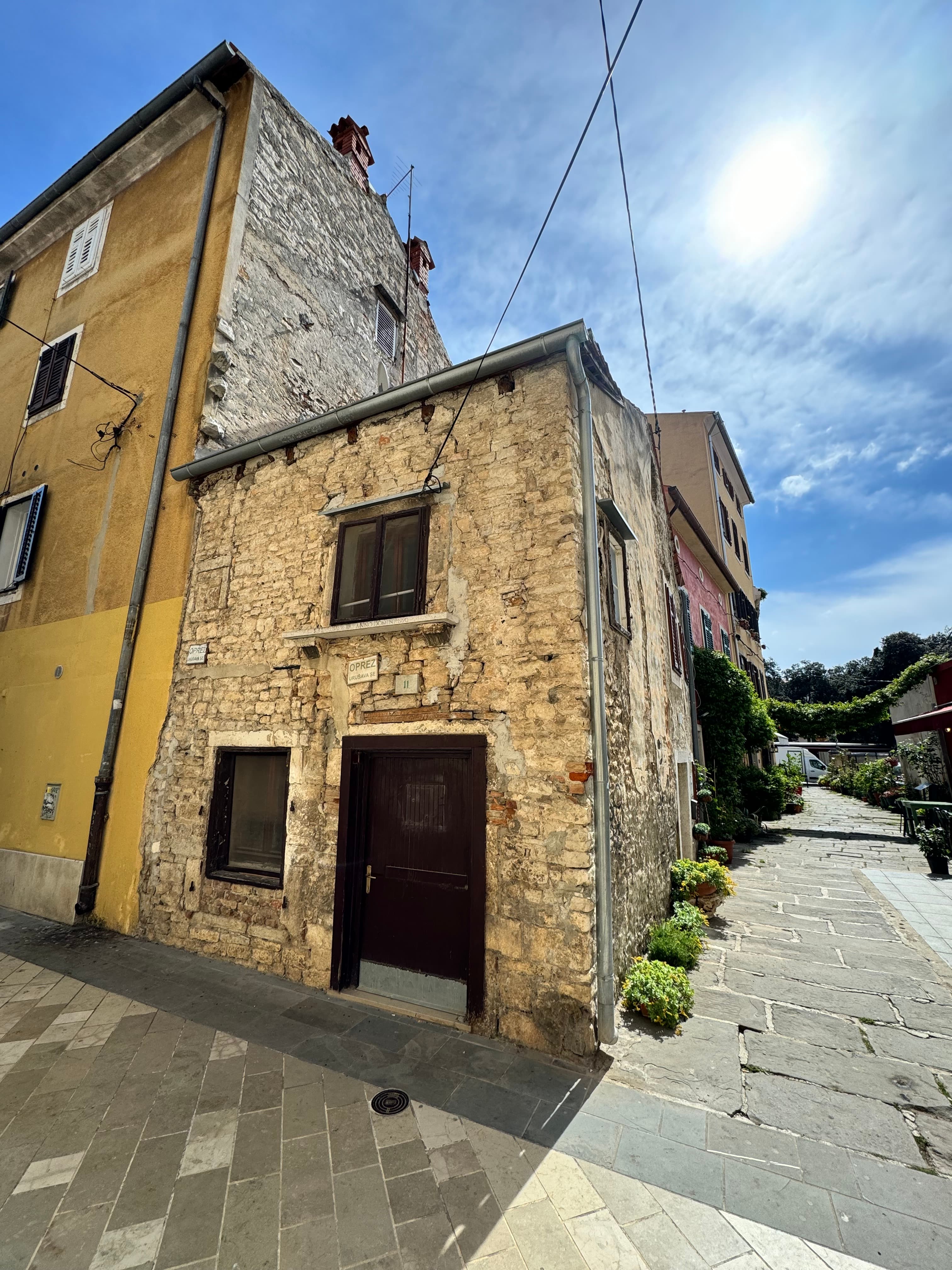 Pola: storia, curiosità e vita locale (3/5)